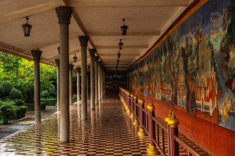 003 Cambodja, Phnom Penh, koninklijk paleis.jpg